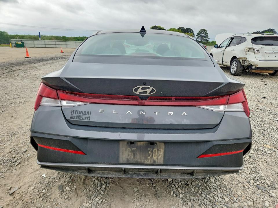 2024 Hyundai Elantra მანქანა იყიდება აუქციონზე, vin: KMHLL4DG2RU801257, აუქციონის ნომერი: 49771696