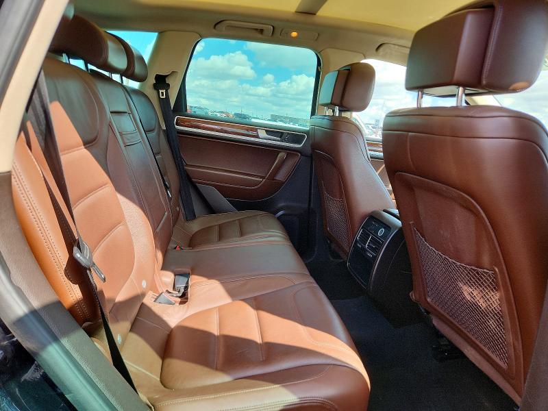 2013 Volkswagen Touareg მანქანა იყიდება აუქციონზე, vin: WVGDF9BPXDD010849, აუქციონის ნომერი: 49129146