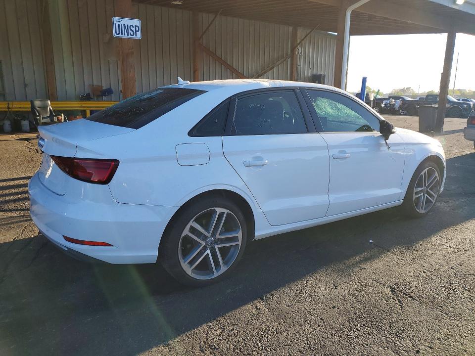 49804686 :رقم المزاد ، WAUAUGFF5J1094527 vin ، 2018 Audi A3 مزاد بيع