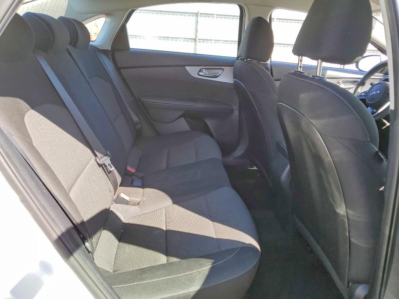 2022 Kia Forte მანქანა იყიდება აუქციონზე, vin: 3KPF24AD9NE452623, აუქციონის ნომერი: 48684926