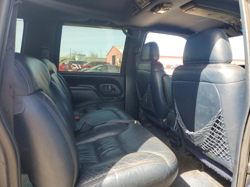 Продаж на аукціоні авто 1997 Chevrolet Suburban, vin: 1GNFK16R1VJ345577, номер лоту: 51257536