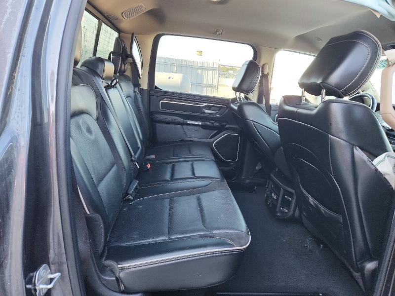 51372216 :رقم المزاد ، 1C6SRFJTXKN700275 vin ، 2019 Ram 1500 مزاد بيع