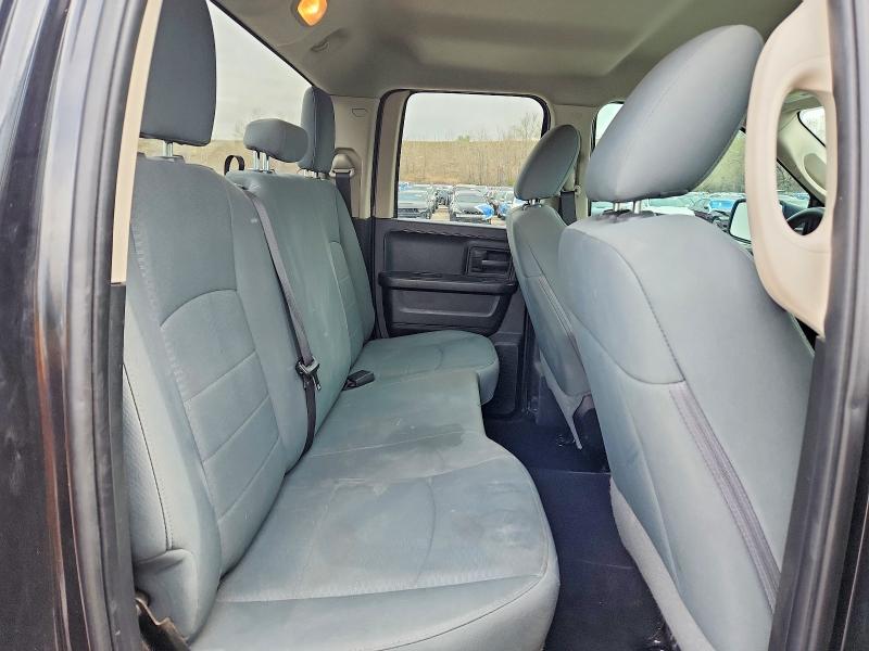 48333426 :رقم المزاد ، 1C6RR7FT4JS301472 vin ، 2018 Ram 1500 مزاد بيع