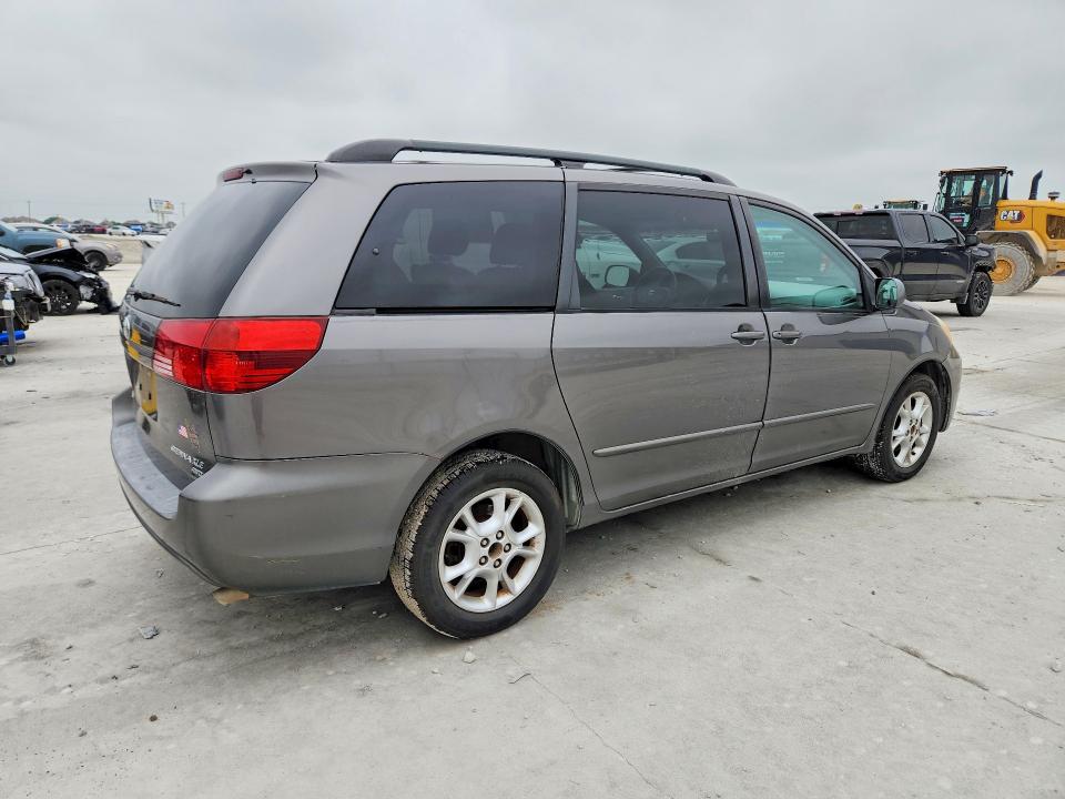 50671086 :رقم المزاد ، 5TDBA22C35S041218 vin ، 2005 Toyota Sienna مزاد بيع