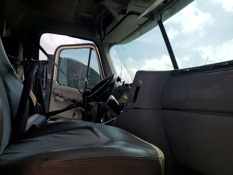2005 Freightliner Conventional მანქანა იყიდება აუქციონზე, vin: 1FUJA6DE65PU48910, აუქციონის ნომერი: 48392366