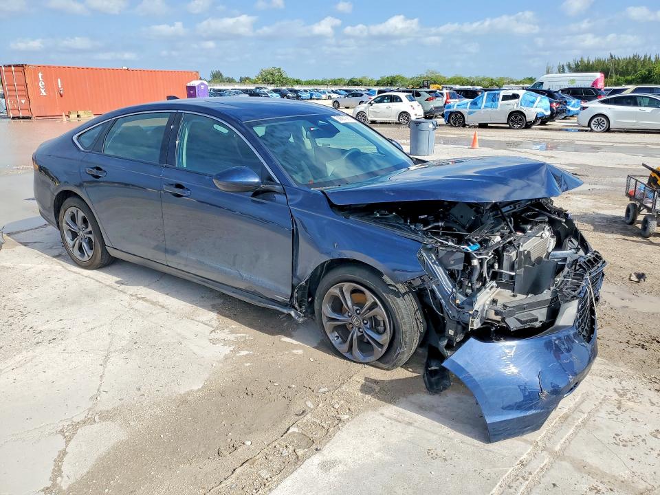 50601066 :رقم المزاد ، 1HGCY1F36RA064565 vin ، 2024 Honda Accord مزاد بيع