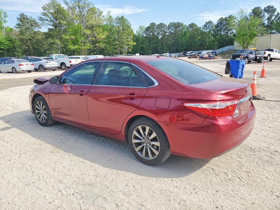 50428526 :رقم المزاد ، 4T1BF1FK2GU611605 vin ، 2016 Toyota Camry مزاد بيع