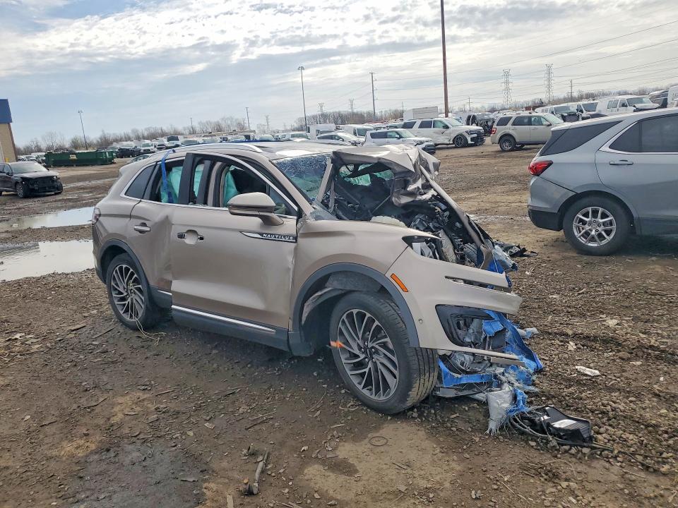 Продаж на аукціоні авто 2020 Lincoln Nautilus, vin: 2LMPJ8KP7LBL30841, номер лоту: 49724696