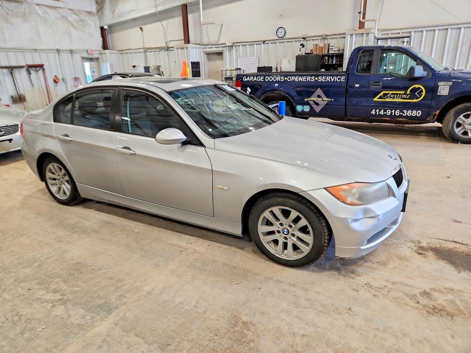 51144376 :رقم المزاد ، WBAVA33537KX77022 vin ، 2007 Bmw 328 مزاد بيع