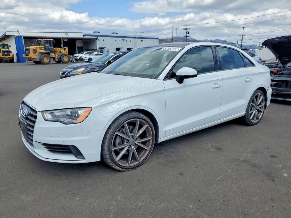 Продажа на аукционе авто 2016 Audi A3, vin: WAUA7GFF8G1036217, номер лота: 51497086