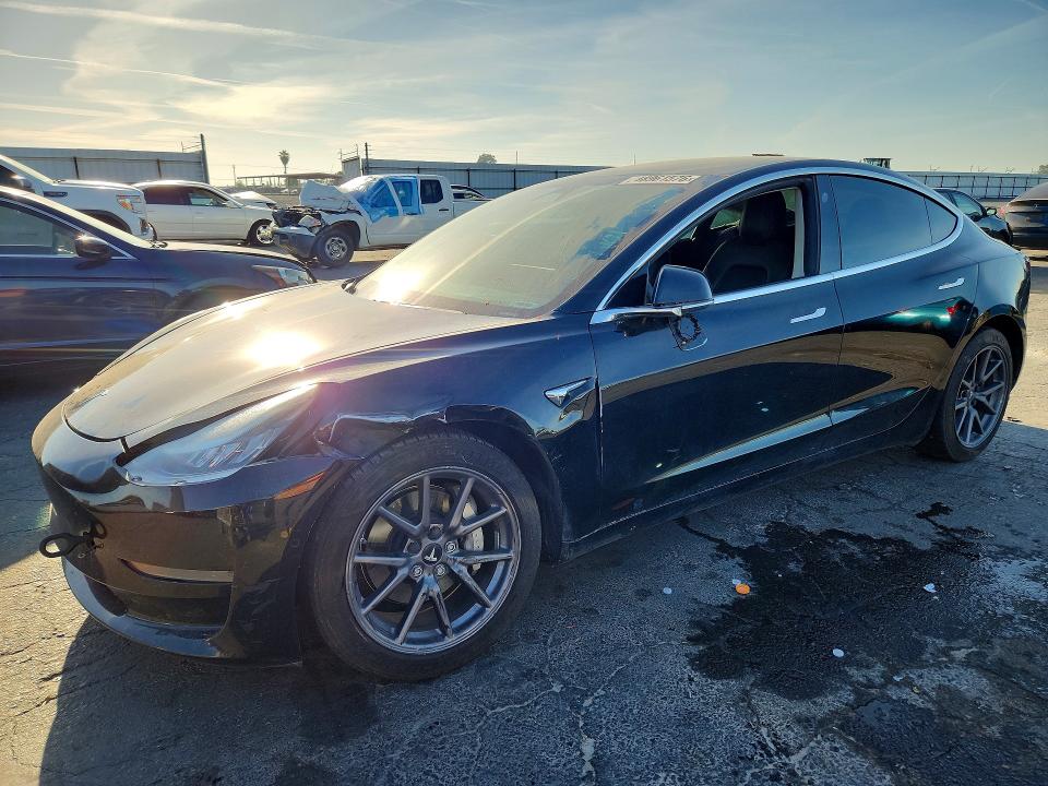 48961576 :رقم المزاد ، 5YJ3E1EA8LF657673 vin ، 2020 Tesla Model 3 مزاد بيع