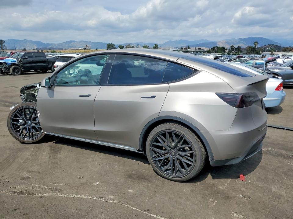 48630336 :رقم المزاد ، 7SAYGDEE4PA128991 vin ، 2023 Tesla Model Y مزاد بيع