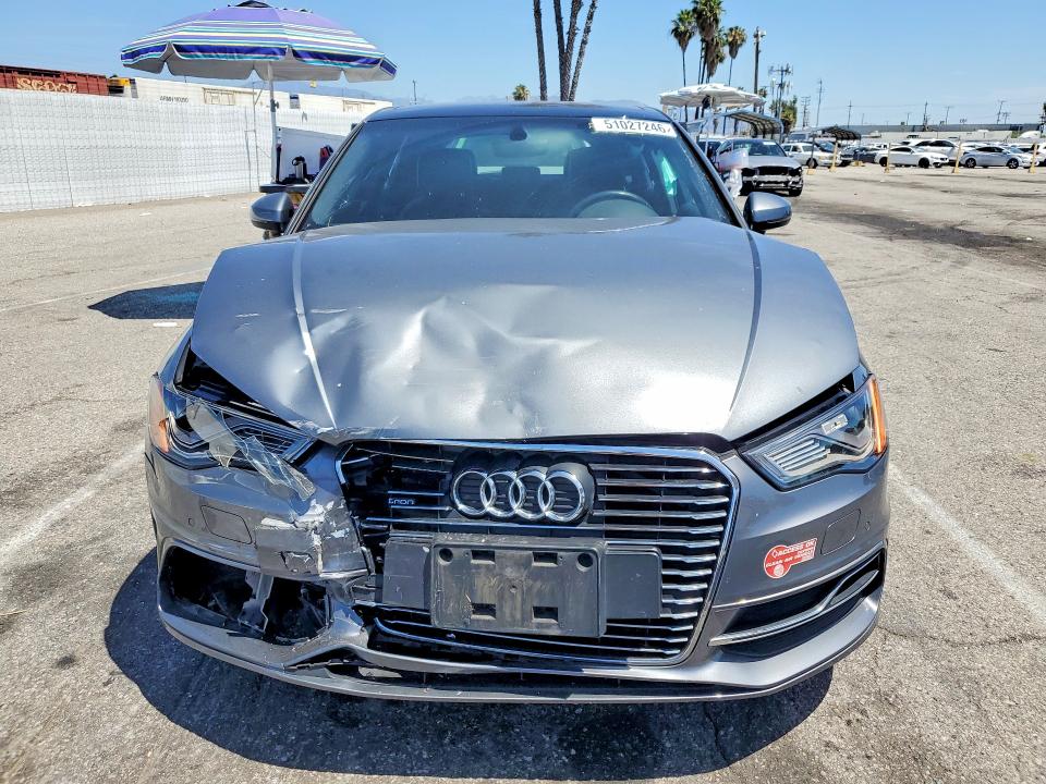 Продажа на аукционе авто 2016 Audi A3, vin: WAUTPBFF4GA063636, номер лота: 51027246