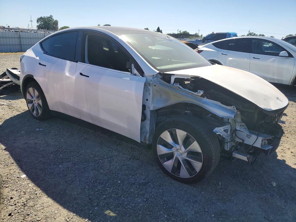 48245936 :رقم المزاد ، 7SAYGDEE9RF069927 vin ، 2024 Tesla Model Y مزاد بيع