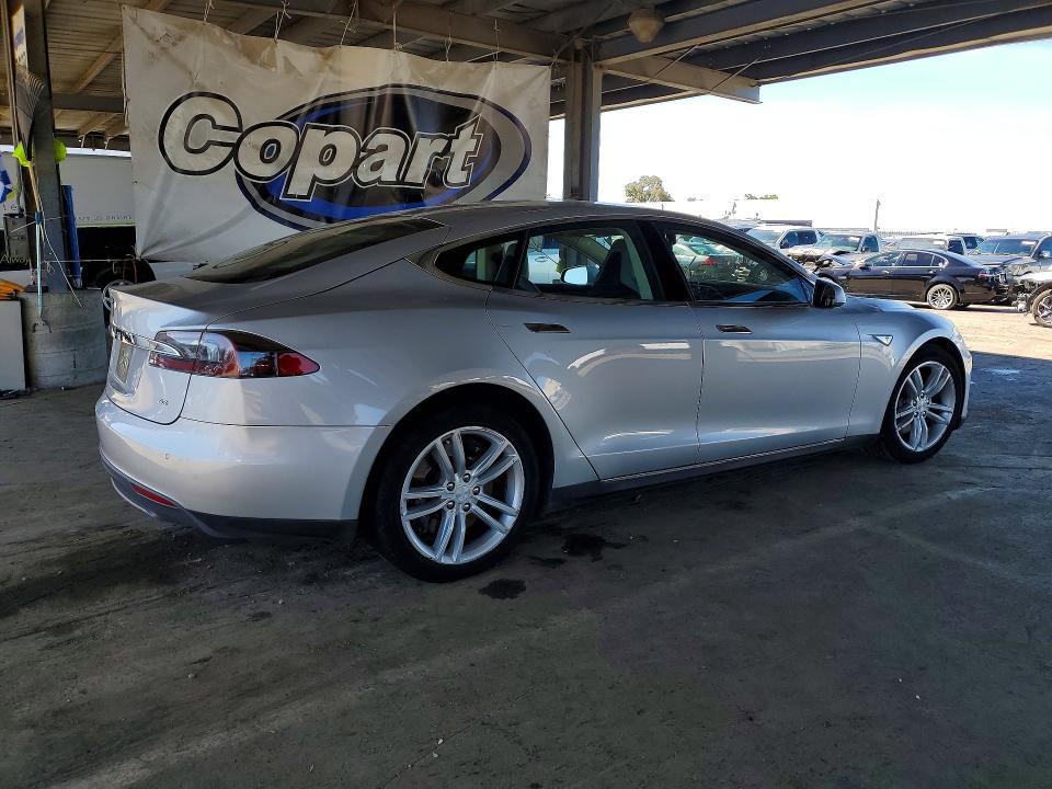 Aukcja sprzedaży 2013 Tesla Model S, vin: 5YJSA1CN9DFP23632, numer aukcji: 50828836