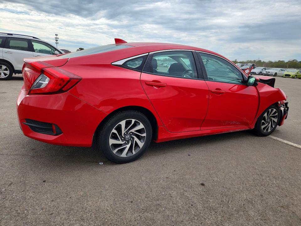 Auction sale of the 2018 Honda Civic, vin: 2HGFC2F73JH554486, lot number: 47823006