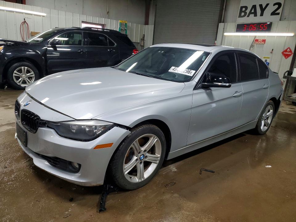 49563296 :رقم المزاد ، WBA3B3C54DF536854 vin ، 2013 Bmw 328 مزاد بيع