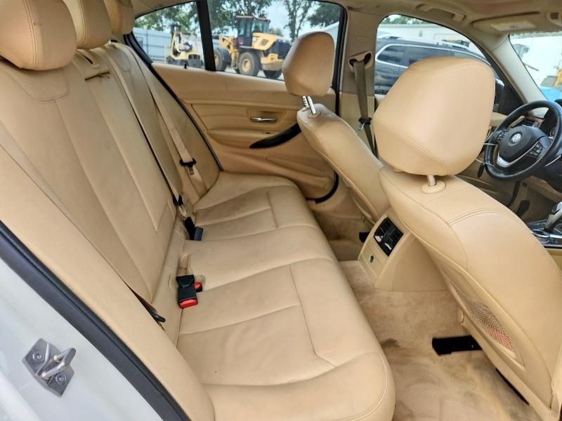 50653456 :رقم المزاد ، WBA3C1C54EK115436 vin ، 2014 Bmw 328 مزاد بيع