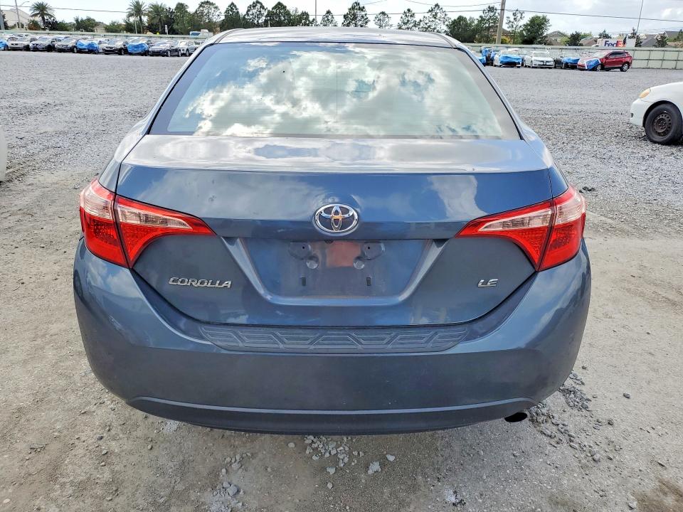 Продаж на аукціоні авто 2018 Toyota Corolla, vin: 2T1BURHE9JC118377, номер лоту: 49401006