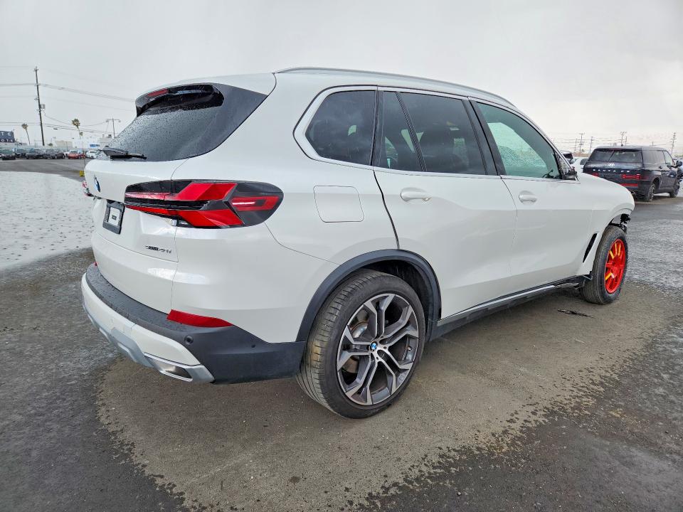 Продаж на аукціоні авто 2024 Bmw X5, vin: 5UX13EU05R9U73841, номер лоту: 49920796