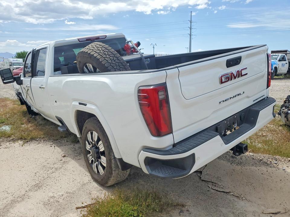 50260056 :رقم المزاد ، 1GT4UWEYXSF361033 vin ، 2025 Gmc Sierra مزاد بيع
