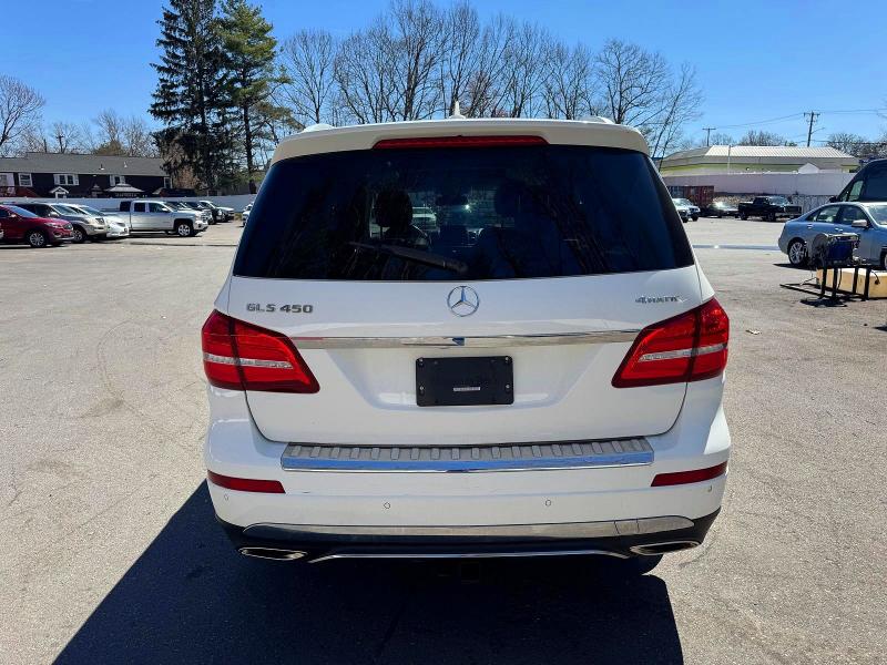 49606656 :رقم المزاد ، 4JGDF6EE6HA884065 vin ، 2017 Mercedes-benz Gls مزاد بيع