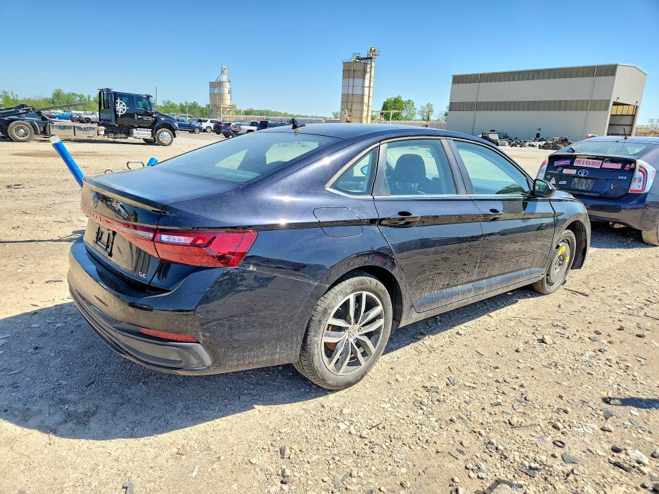 50413446 :رقم المزاد ، 3VWEX7BU9SM082429 vin ، 2025 Volkswagen Jetta مزاد بيع