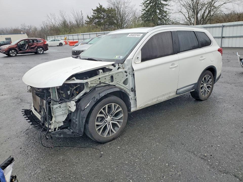 Продаж на аукціоні авто 2018 Mitsubishi Outlander, vin: JA4AD3A35JZ036275, номер лоту: 48483246