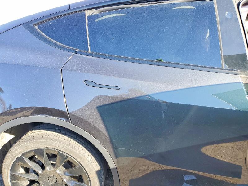 2024 Tesla Model Y მანქანა იყიდება აუქციონზე, vin: 7SAYGDEE3RF027141, აუქციონის ნომერი: 50283416