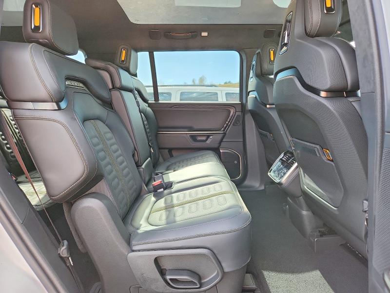 Продажа на аукционе авто 2025 Rivian R1s, vin: 7PDSGBBA5SN054379, номер лота: 48989496