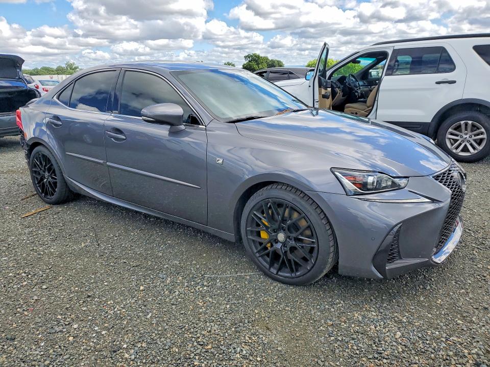 49602786 :رقم المزاد ، JTHBA1D24K5090815 vin ، 2019 Lexus Is مزاد بيع