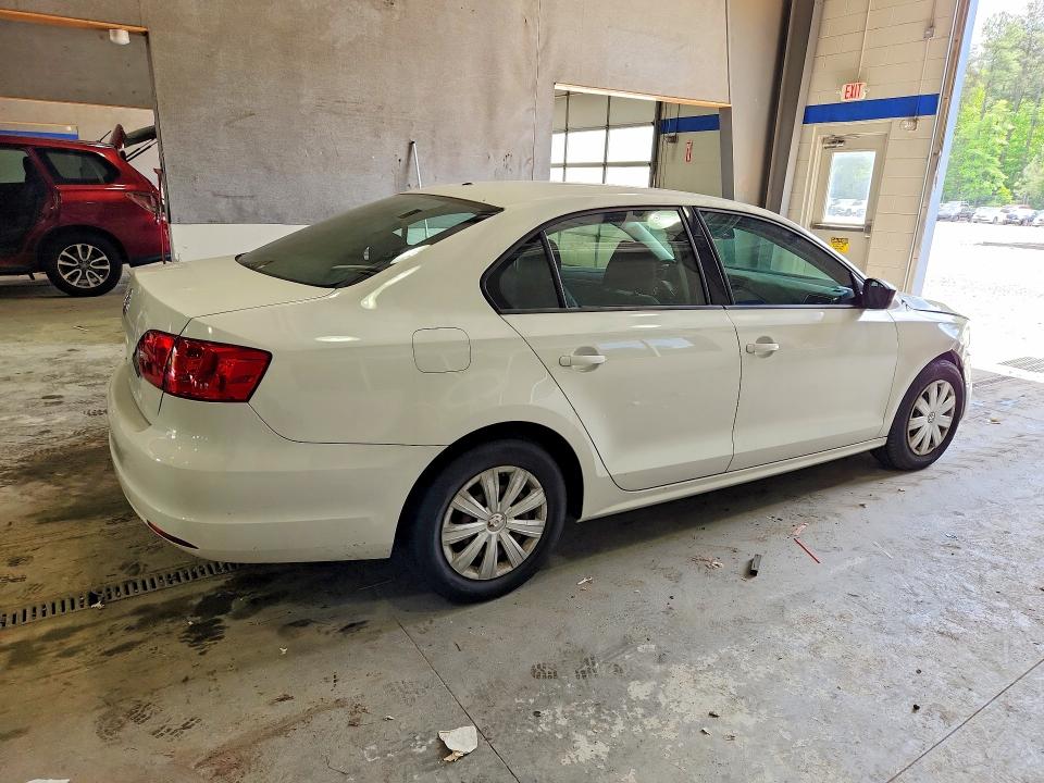 51029176 :رقم المزاد ، 3VW2K7AJ4DM233642 vin ، 2013 Volkswagen Jetta مزاد بيع