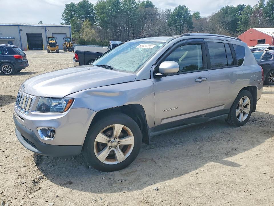 50027706 :رقم المزاد ، 1C4NJDEB5FD324406 vin ، 2015 Jeep Compass مزاد بيع