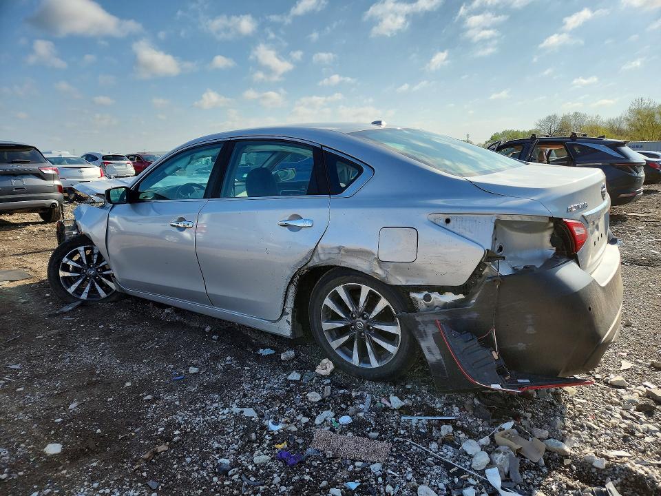 2017 Nissan Altima მანქანა იყიდება აუქციონზე, vin: 1N4AL3AP2HC287785, აუქციონის ნომერი: 50852096