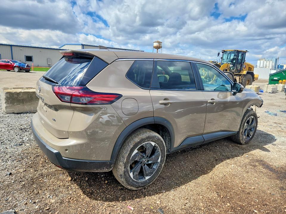 49078906 :رقم المزاد ، 5N1BT3BB8SC770427 vin ، 2025 Nissan Rogue مزاد بيع
