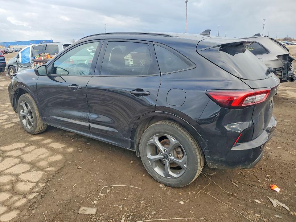49297516 :رقم المزاد ، 1FMCU9MN5RUB33933 vin ، 2024 Ford Escape مزاد بيع