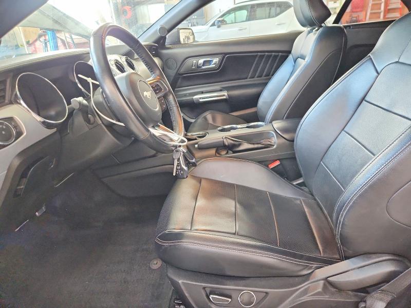 49612736 :رقم المزاد ، 1FATP8UHXF5393613 vin ، 2015 Ford Mustang مزاد بيع
