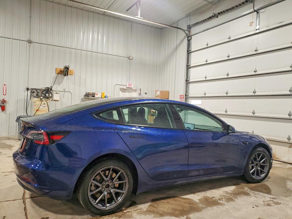 Продажа на аукционе авто 2022 Tesla Model 3, vin: 5YJ3E1EA6NF370075, номер лота: 49761976