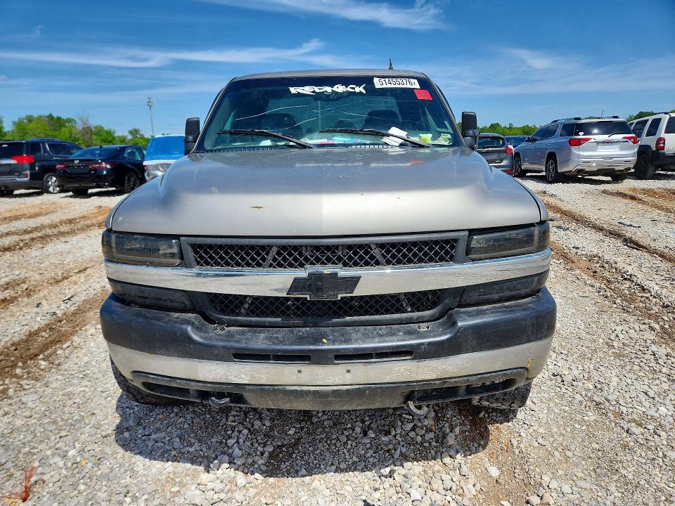 2002 Chevrolet Silverado მანქანა იყიდება აუქციონზე, vin: 1GCHK29U62E223518, აუქციონის ნომერი: 51455376
