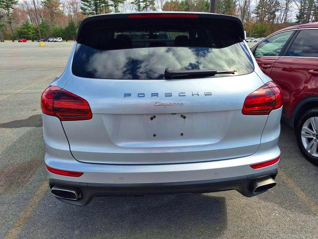 49388196 :رقم المزاد ، WP1AA2A24GLA09966 vin ، 2016 Porsche Cayenne مزاد بيع