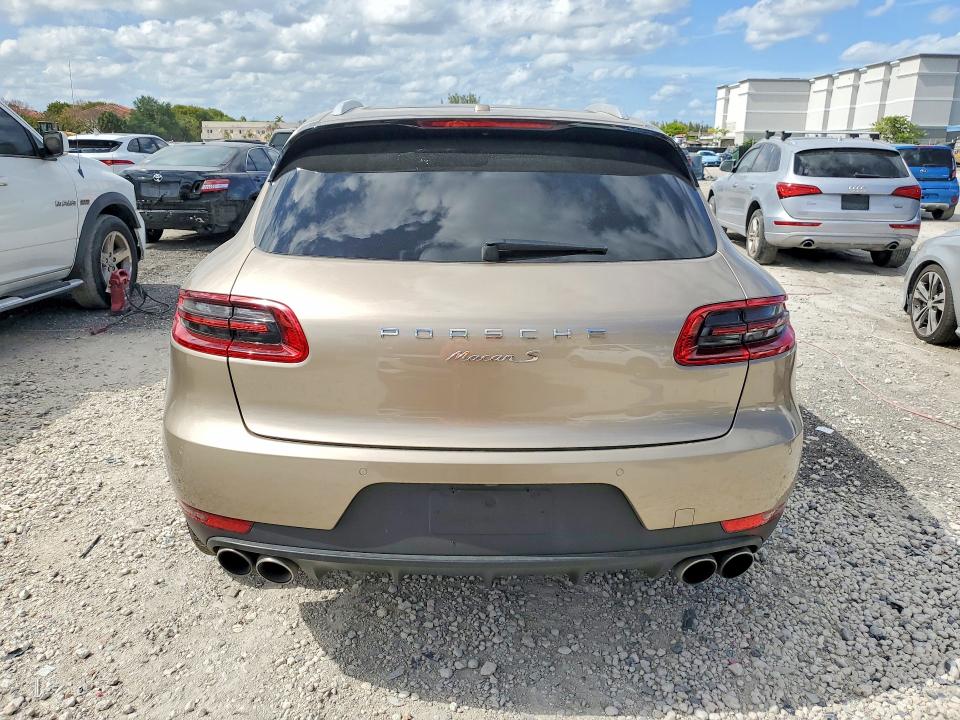 50792336 :رقم المزاد ، WP1AB2A54JLB35548 vin ، 2018 Porsche Macan مزاد بيع