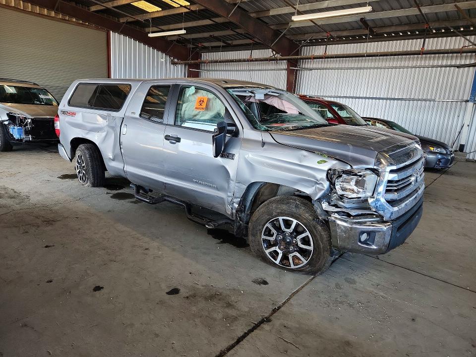 51704646 :رقم المزاد ، 5TFUY5F14HX598619 vin ، 2017 Toyota Tundra مزاد بيع