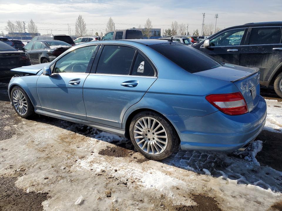 2011 Mercedes-benz C მანქანა იყიდება აუქციონზე, vin: WDDGF8FB8BA502021, აუქციონის ნომერი: 47863756