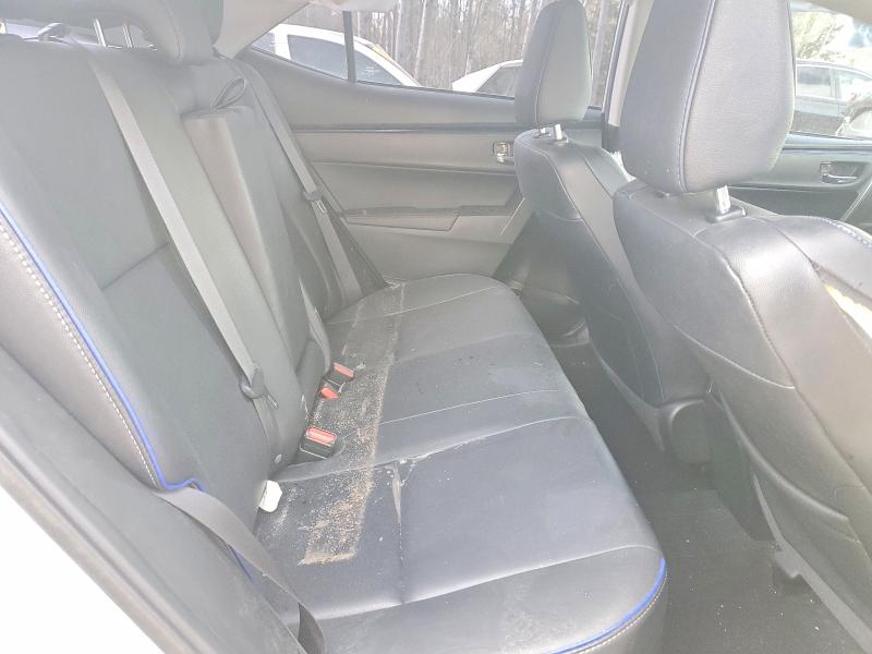 48064546 :رقم المزاد ، 2T1BURHE1JC103713 vin ، 2018 Toyota Corolla مزاد بيع