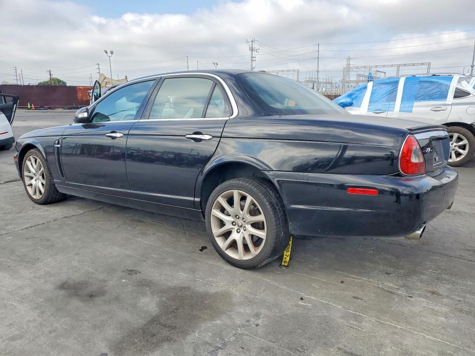 Продаж на аукціоні авто 2008 Jaguar Xj8, vin: SAJWA71BX8SH26257, номер лоту: 49033206