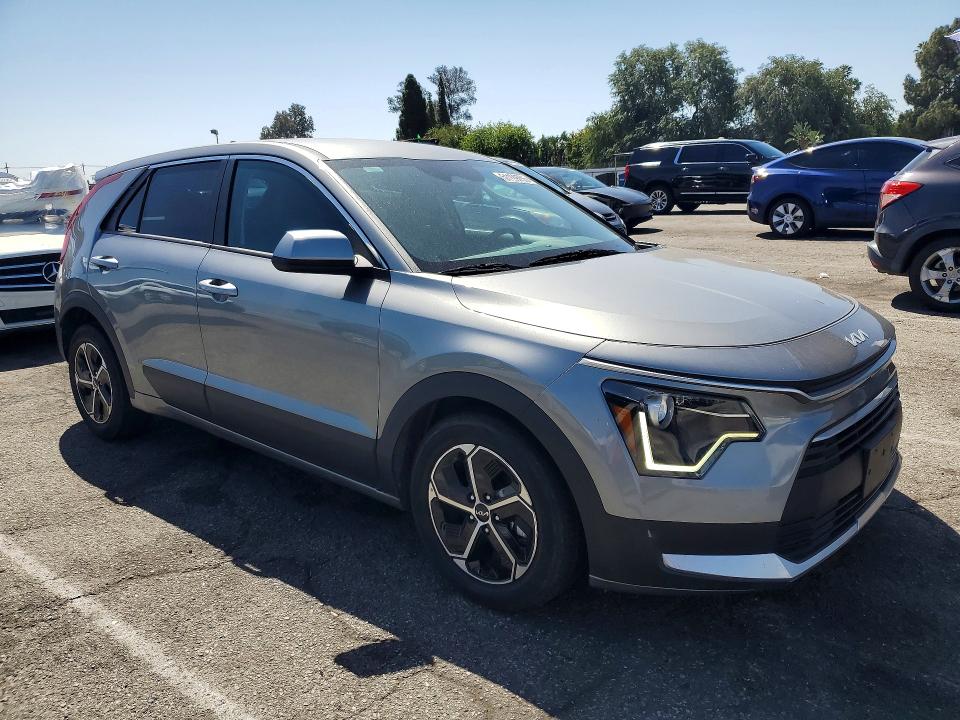 Продаж на аукціоні авто 2023 Kia Niro, vin: KNDCP3LE2P5065253, номер лоту: 51199756