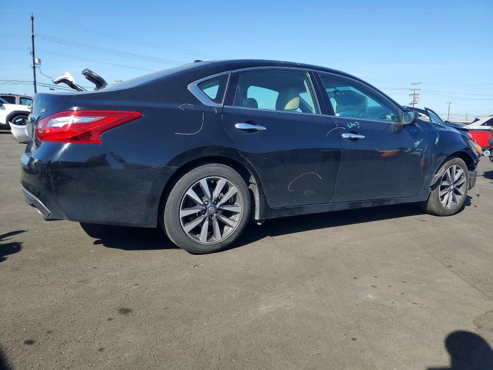 47661176 :رقم المزاد ، 1N4AL3AP3HC283731 vin ، 2017 Nissan Altima مزاد بيع