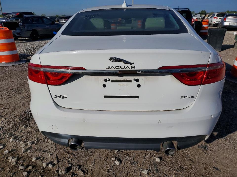 Продаж на аукціоні авто 2016 Jaguar Xf, vin: SAJBE4BV5GCY03777, номер лоту: 49201766