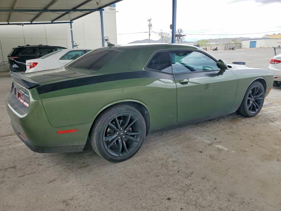 50003176 :رقم المزاد ، 2C3CDZAG2JH334002 vin ، 2018 Dodge Challenger مزاد بيع