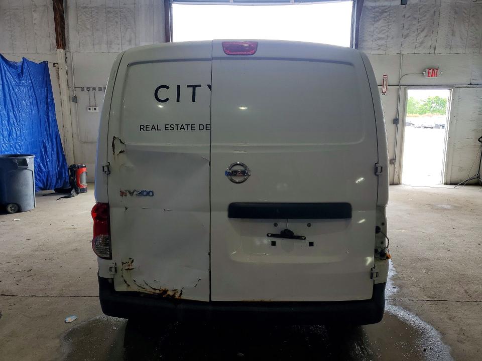 51646036 :رقم المزاد ، 3N6CM0KN4FK720104 vin ، 2015 Nissan Nv200 مزاد بيع